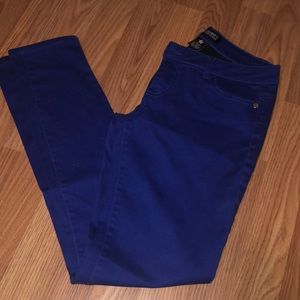 Blue jeggings